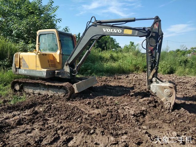 沃尔沃 EC55B 挖掘机