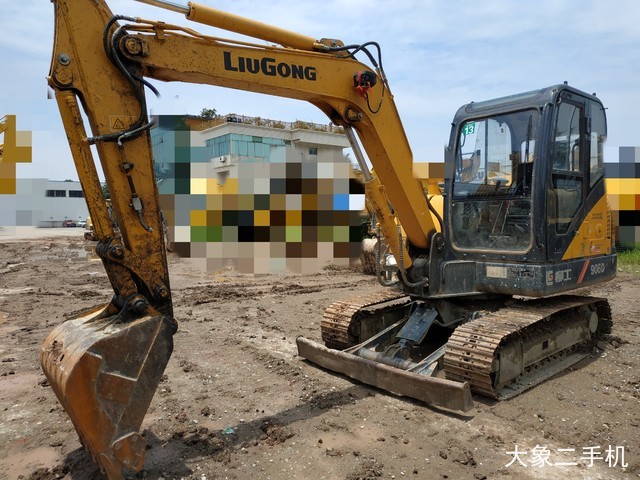 柳工 CLG906D 挖掘机