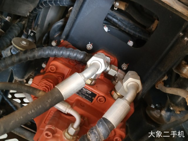 柳工 CLG908D 挖掘机