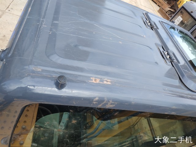 徐工 XE150D 挖掘机