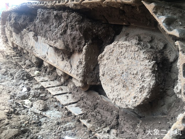 徐工 XE135B 挖掘机