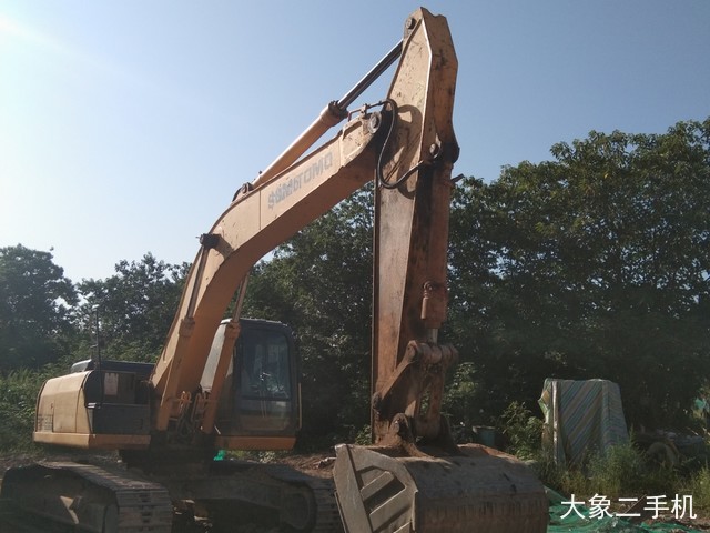 住友 SH240-5 挖掘机