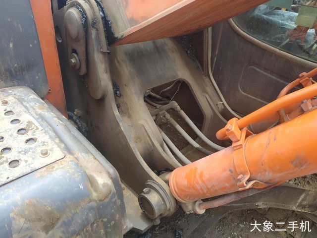 日立 ZX240-3 挖掘机