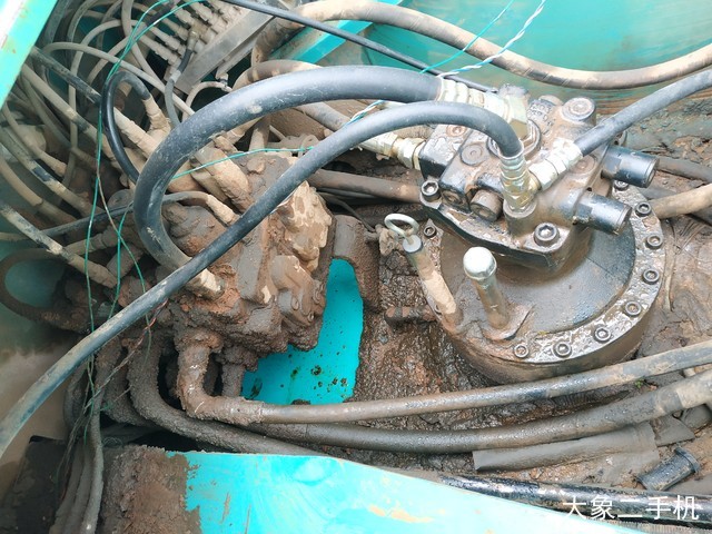 神钢 SK260LC-8 挖掘机