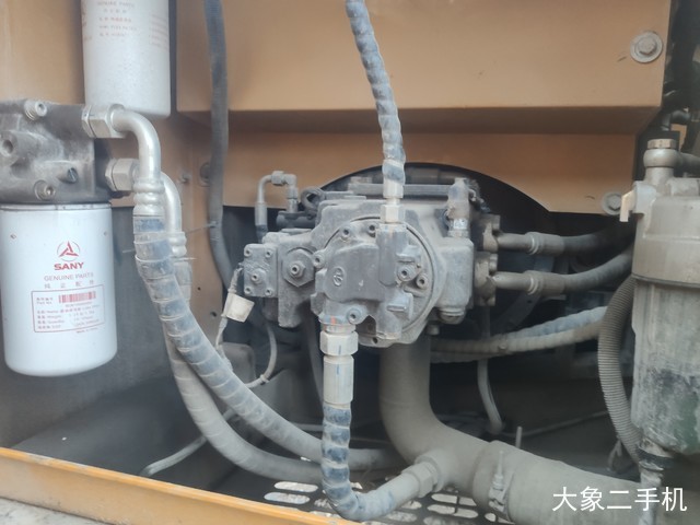 三一重工 SY135C 挖掘机