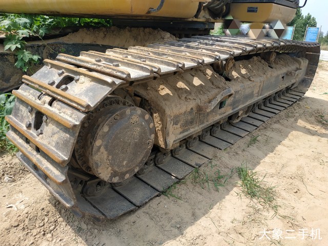 卡特彼勒 323D2L 挖掘机