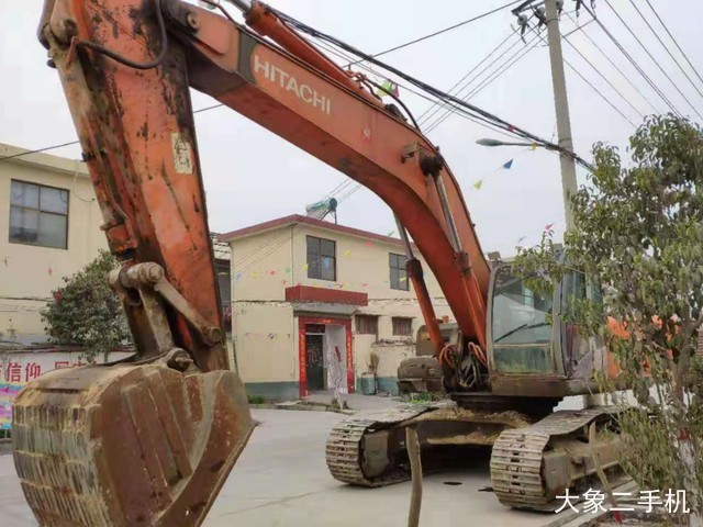 日立 ZX330—3 挖掘机