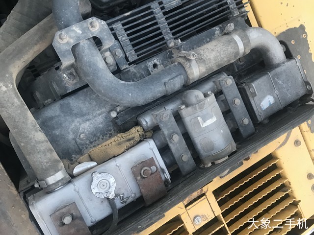 小松 PC240LC-8 挖掘机