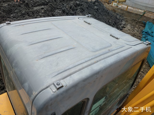 加藤 HD820E 挖掘机