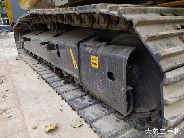 中联重科 ZE230E 挖掘机