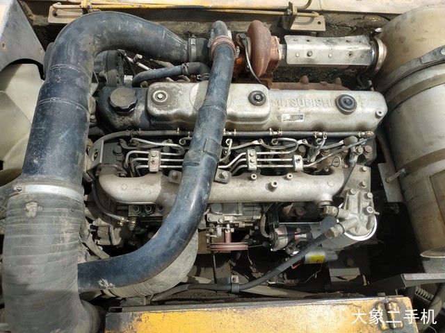 加藤 HD1023 挖掘机