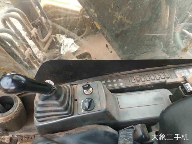 卡特彼勒 323D液压 挖掘机