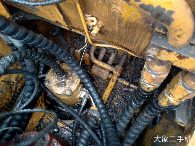 三一重工 SY135C-8 挖掘机