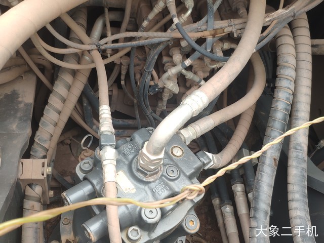 住友 SH210-6 挖掘机