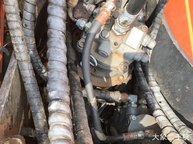 斗山 DX75 挖掘机