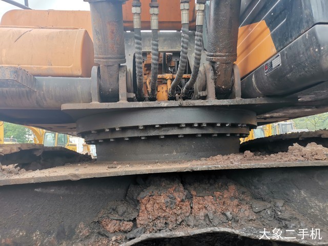 三一重工 SY235C-9 挖掘机