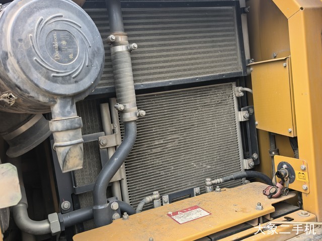 徐工 XE135D 挖掘机