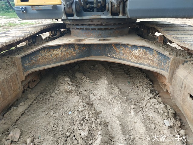 徐工 XE370CA 挖掘机