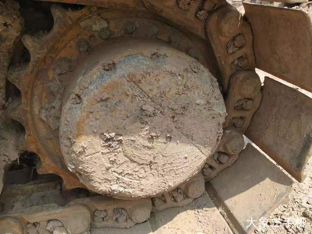 三一重工 SY215C 挖掘机