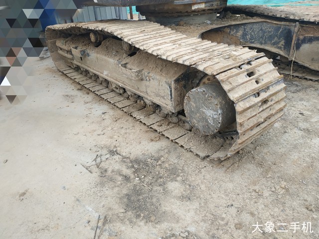 三一重工 SY215C-9 挖掘机