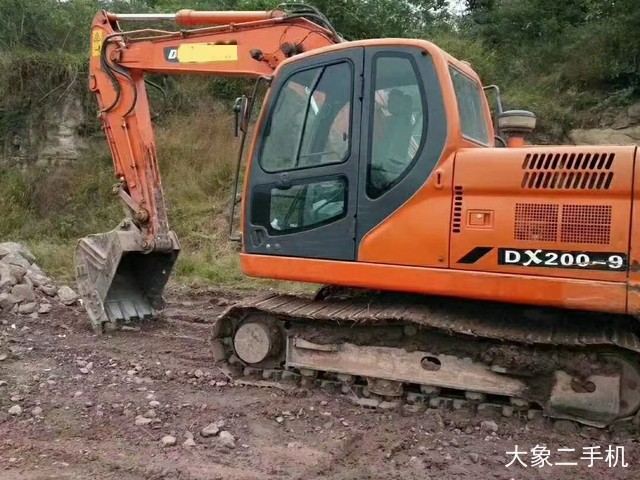 斗山 DX120-9C 挖掘机