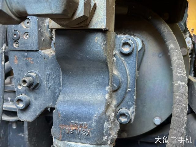 徐工 XE75D 挖掘机