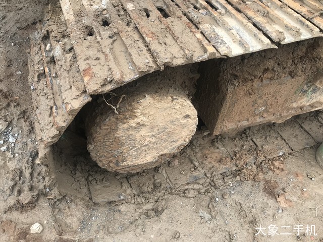 小松 PC220-8M0 挖掘机