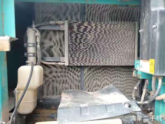 神钢 SK260LC-8 挖掘机