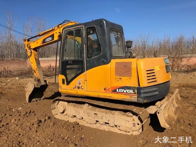 雷沃重工 FR80-7 挖掘机