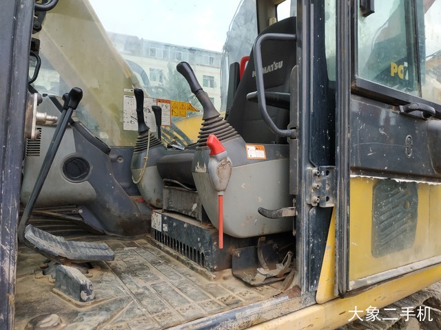 小松 PC70-8 挖掘机