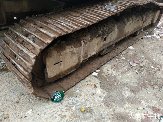 神钢 SK260LC-8 挖掘机