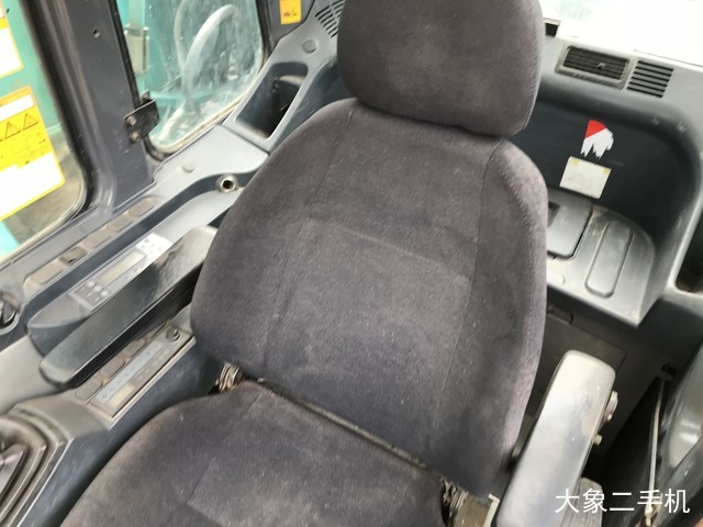 神钢 SK210LC-8 挖掘机