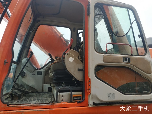 斗山 DH225LC-9 挖掘机