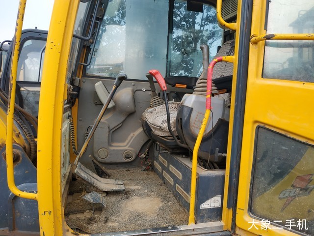 沃得重工 W260-7 挖掘机