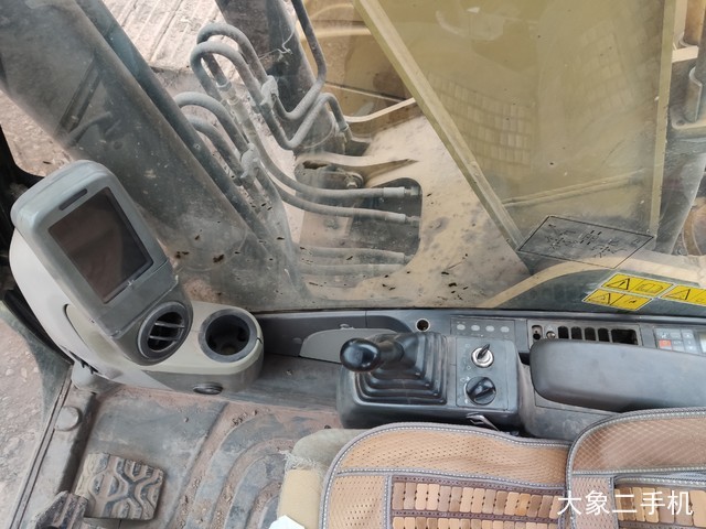 卡特彼勒 324D 挖掘机