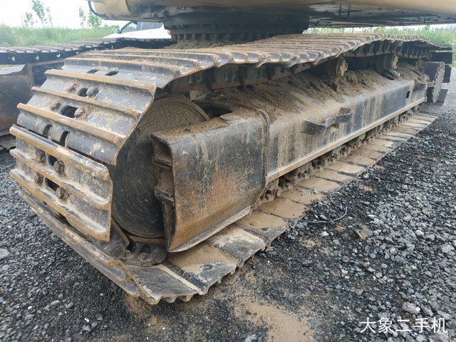 卡特彼勒 323D2L 挖掘机