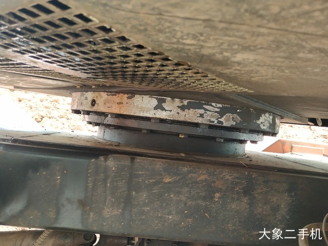 远山机械 YS765-8 挖掘机