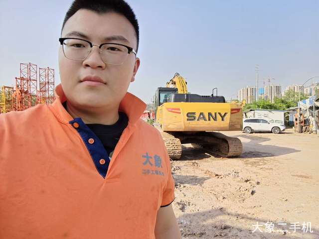 三一重工 SY245H 挖掘机