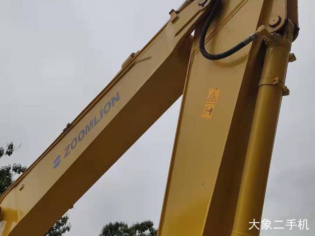 中联重科 ZE205E 挖掘机