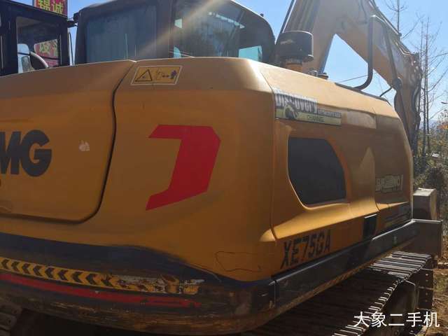 徐工 XE75G 挖掘机