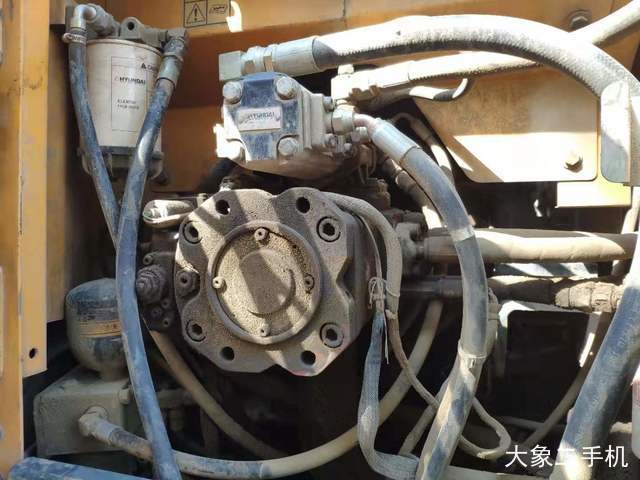 现代 R150W-9 挖掘机