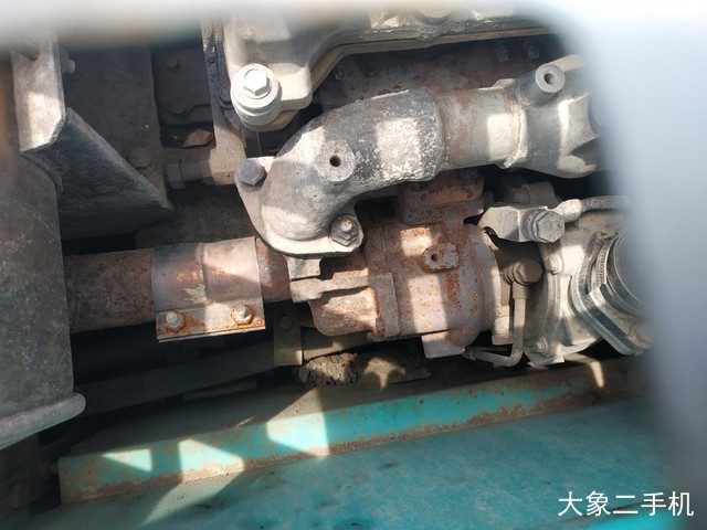 神钢 SK200-8 挖掘机