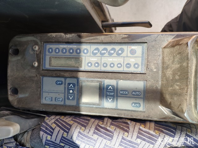 三一重工 SY65C-9 挖掘机