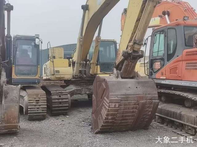 小松 PC450LC-7 挖掘机