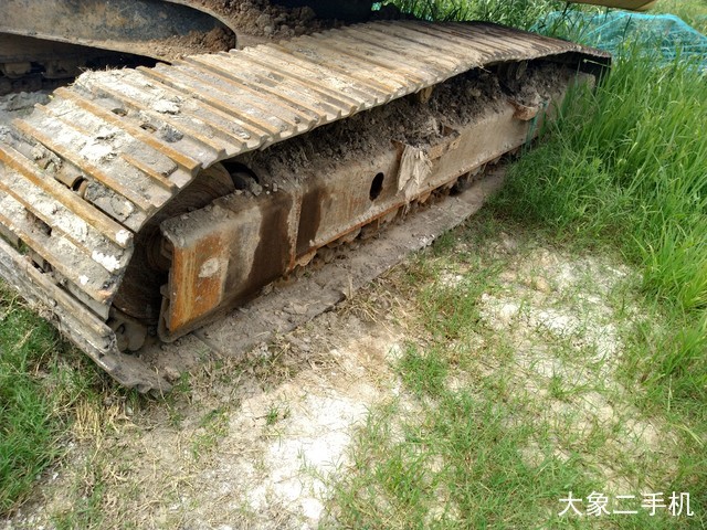 小松 PC240LC-8M0 挖掘机