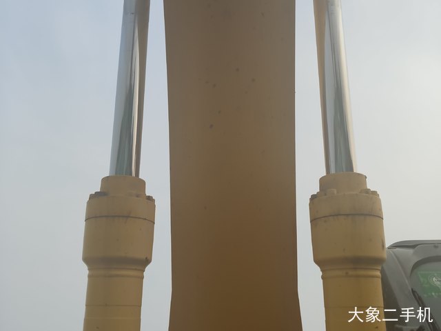 住友 SH240-5 挖掘机