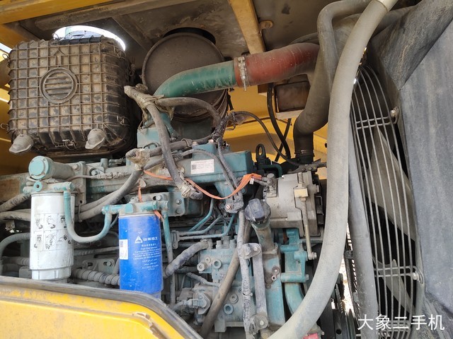 山东临工 L955F 装载机