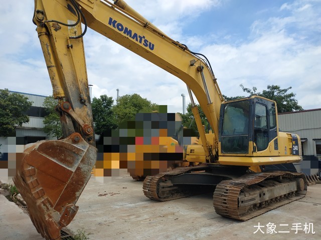 小松 PC240LC-8 挖掘机