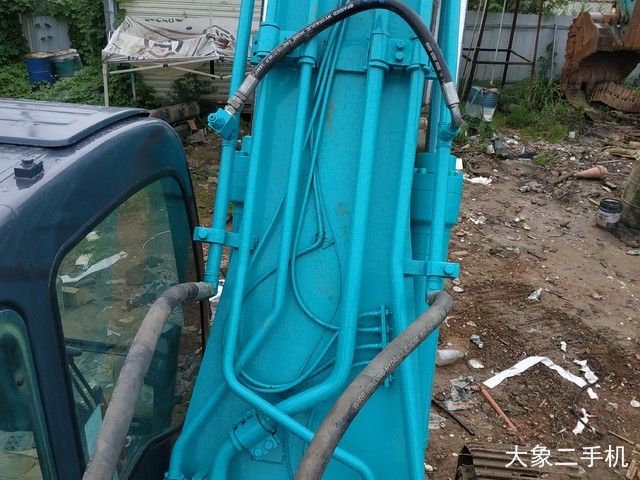 神钢 SK250-8 挖掘机