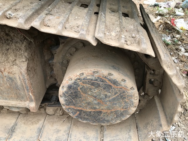 神钢 SK200-8 挖掘机